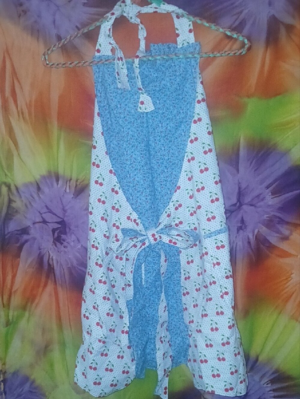 Cherry Print Reversible Apron - Picture 3 of 4